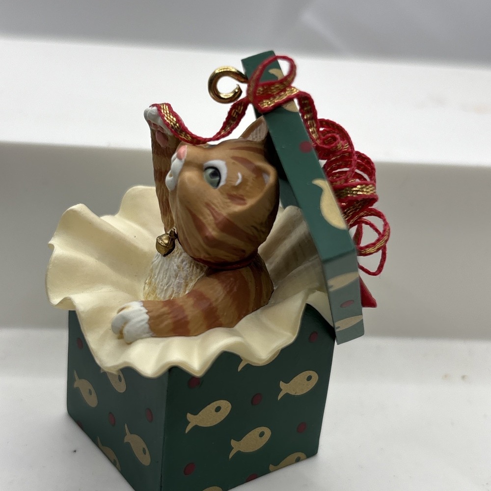 HALLMARK Keepsake 2005 MISCHIEVOUS KITTENS ORNAMENT #7 In Collector's Series - Picture 6 of 8